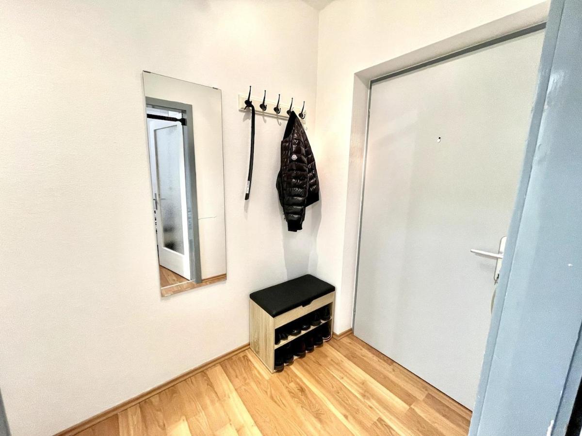 Free Parking - Quiet Apartment With Wi-Fi And Kitchen Інсбрук Екстер'єр фото